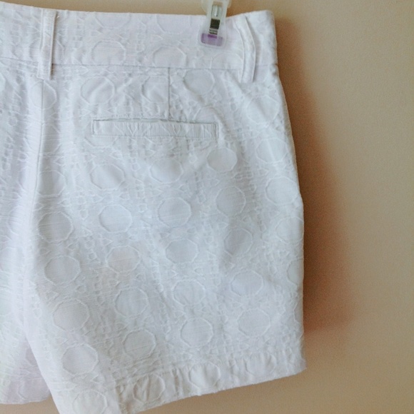 Vineyard Vines | Caning Jacquard Classic Shorts 2 - Picture 4 of 8